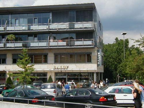 BALLY Factory Outlet in Metzingen
