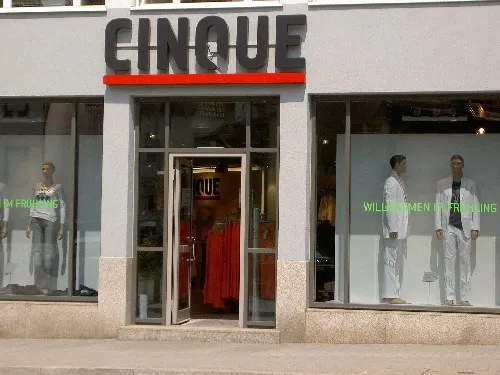 Cinque Factory Outlet in Metzingen